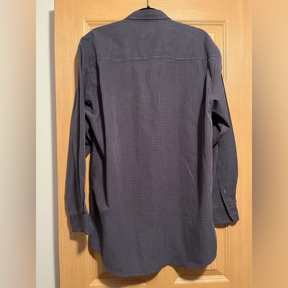 IZOD Men’s Long Sleeve Button Down Shirt - Picture 8 of 9